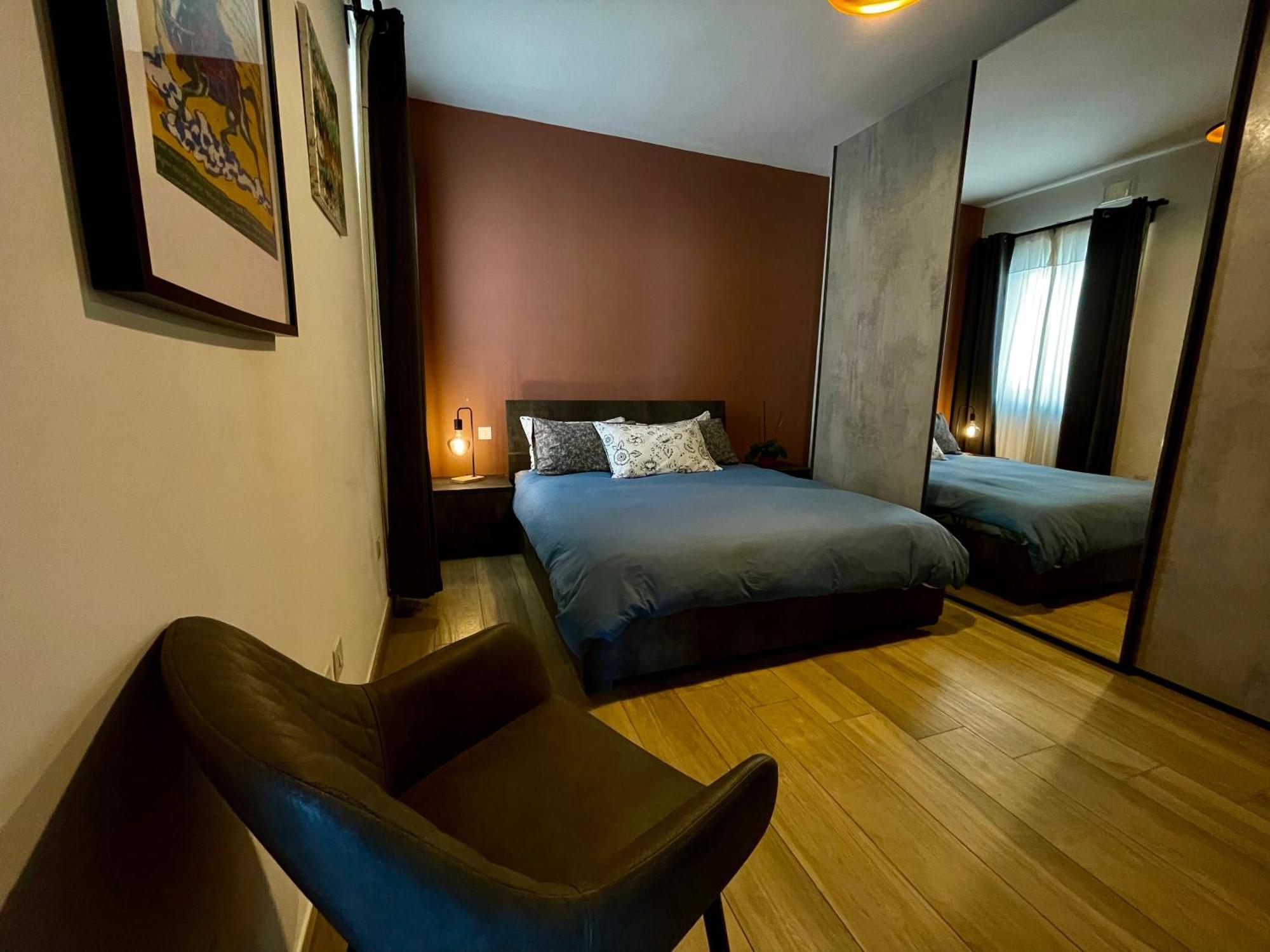 Airport Express: Private En-Suite with Self-Check Mqabba Exterior photo