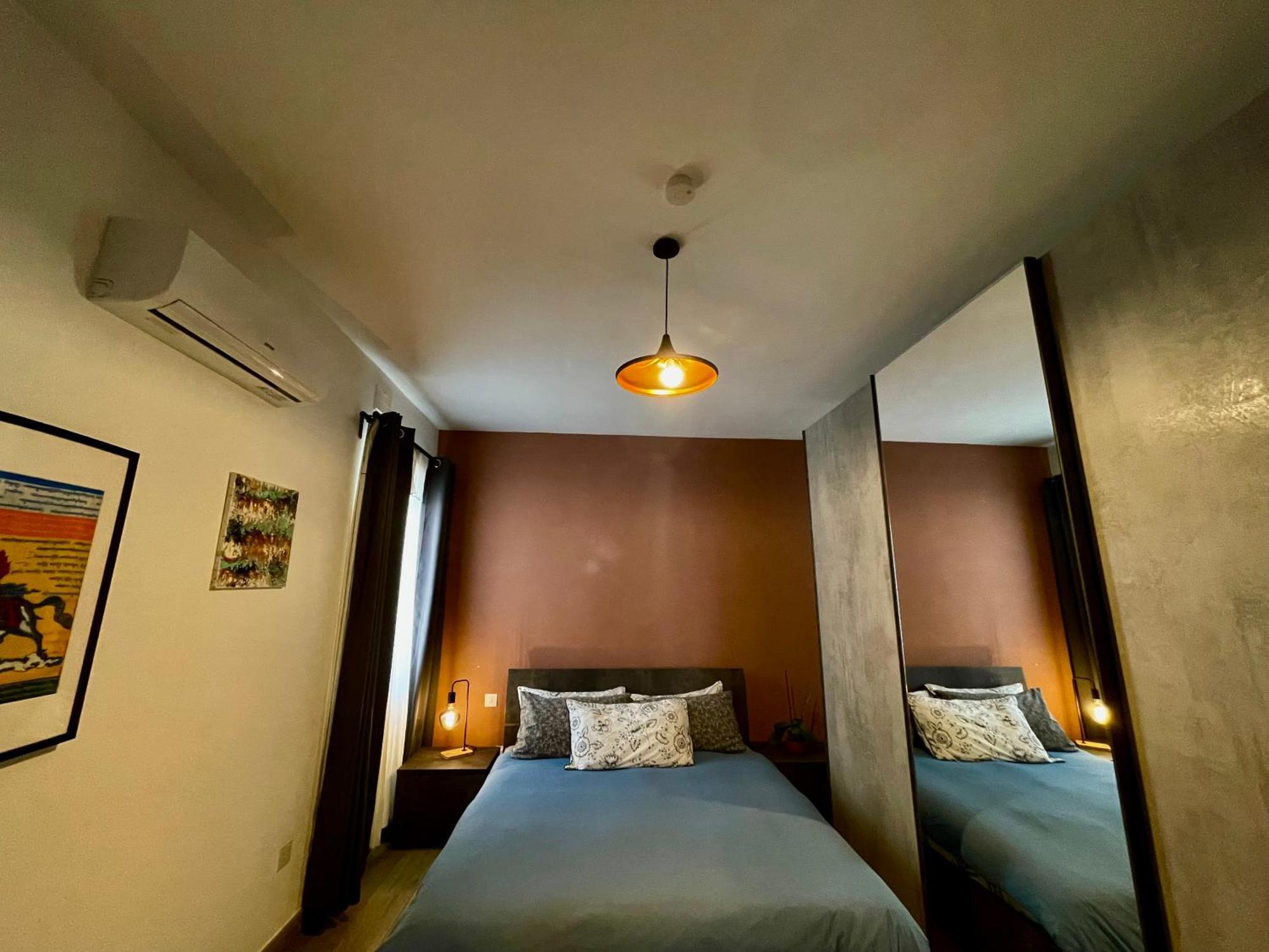 Airport Express: Private En-Suite with Self-Check Mqabba Exterior photo